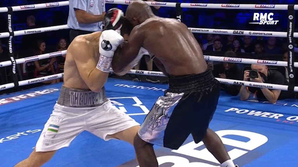 Boxe-Madrimov-Soro-Match-nul-technique-le-coup-de-tete-qui-met-fin-au-combat-1447472